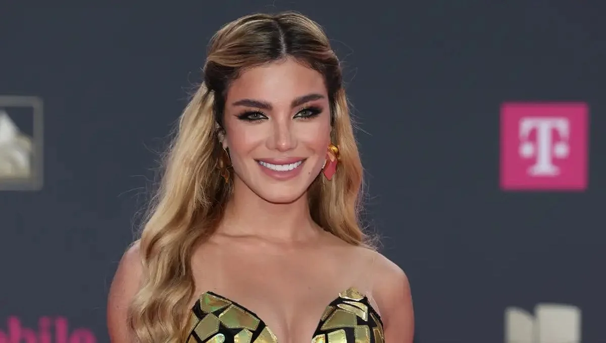 Aleska Génesis age, career milestones, and fashion lifestyle of the Venezuelan model.